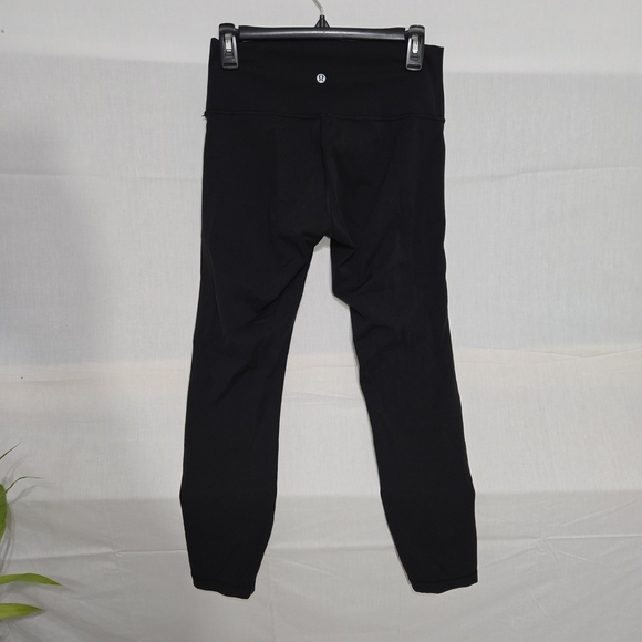 lululemon athletica Pants - Lululemon Athletica Black Leggings with Tapered Design‎
